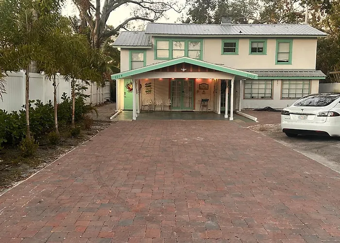 Cozy Stay Near Lecom Park Bradenton And Sarasota