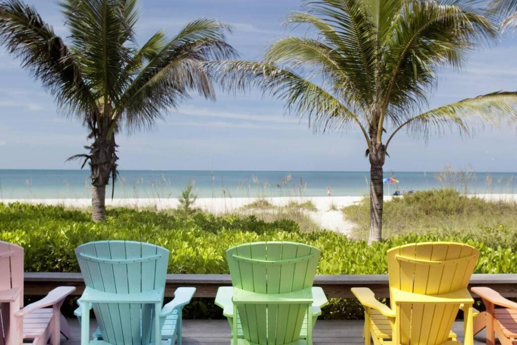 Cozy Near Lecom Park And Sarasota Apartment