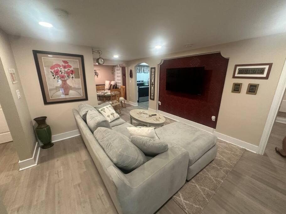 Cozy Near Lecom Park And Sarasota *